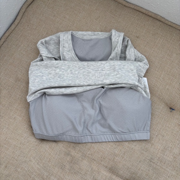 Vuori Pose Plyo Rib Tank in Grey - Picture 4 of 8